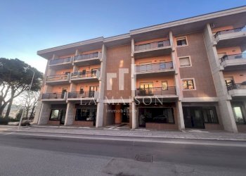 Foto 1 - Locale Commerciale Via IV Novembre
 
22, Campobasso - foto 1