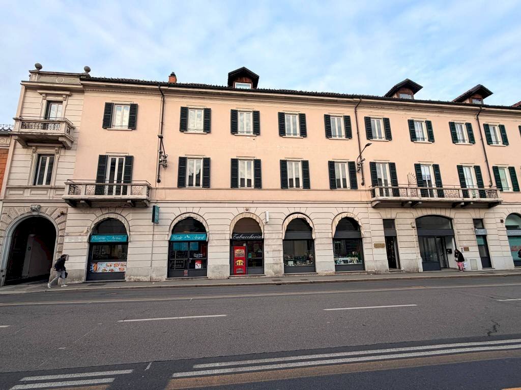 Facciata - Stabile - Palazzo via Luigi Sacco, 4, Varese - foto 3