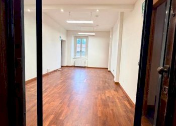 Ufficio - Stable - Palace via Luigi Sacco, 4, Varese - photo 27