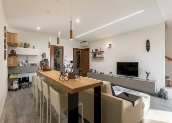 Salone - Villa a Schiera via Nazionale, 66, San Paolo d'Argon - foto 4