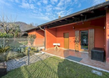 Facciata - Villa a Schiera via Nazionale, 66, San Paolo d'Argon - foto 6