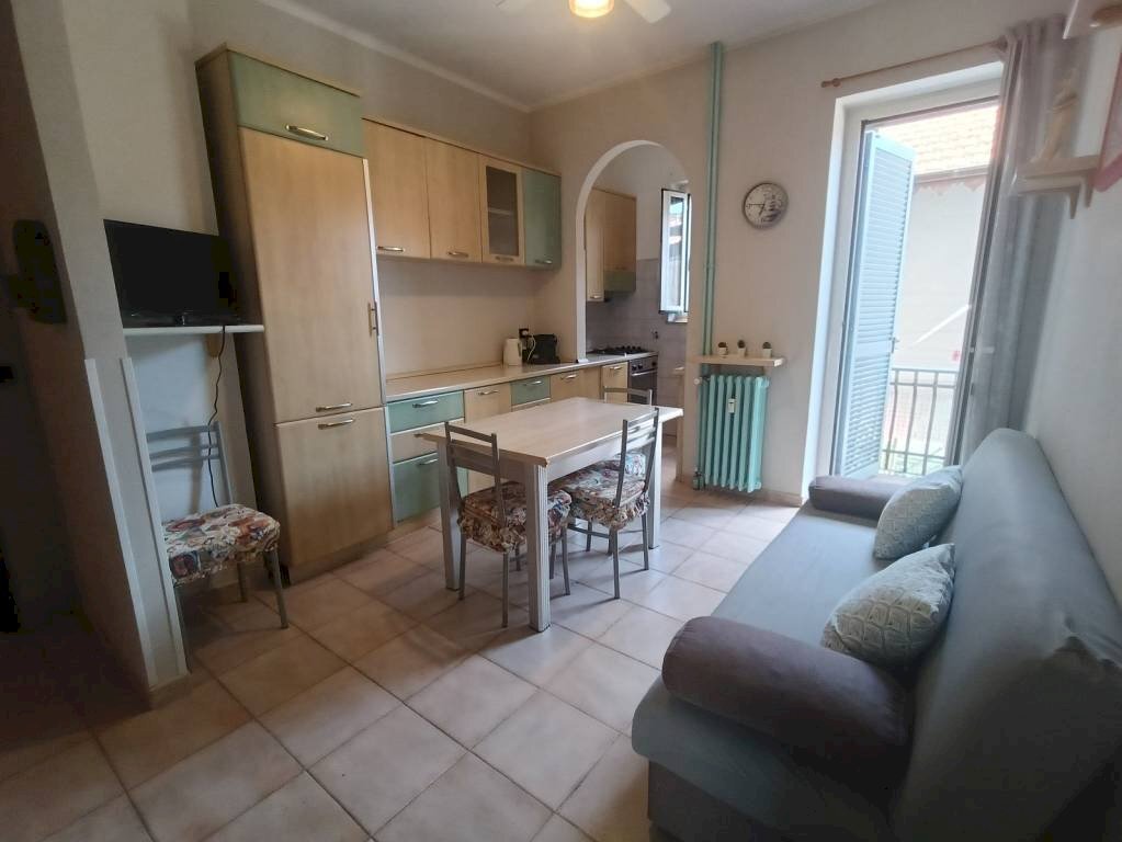 Sala da pranzo - Appartamento via Filippo Juvarra, 3, Orbassano - foto 2