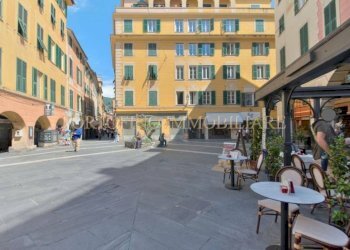Facciata - Appartamento piazza Camillo Benso di Cavour, Rapallo - foto 38