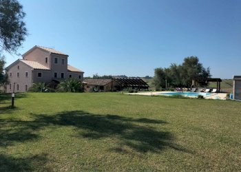 Piscina - Rustico via Serra, 50, San Marcello - foto 1