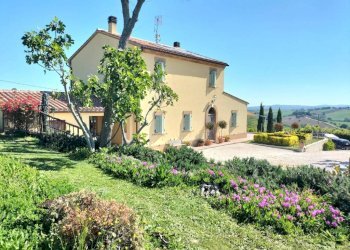 Giardino - Rustico via Serra, 50, San Marcello - foto 1
