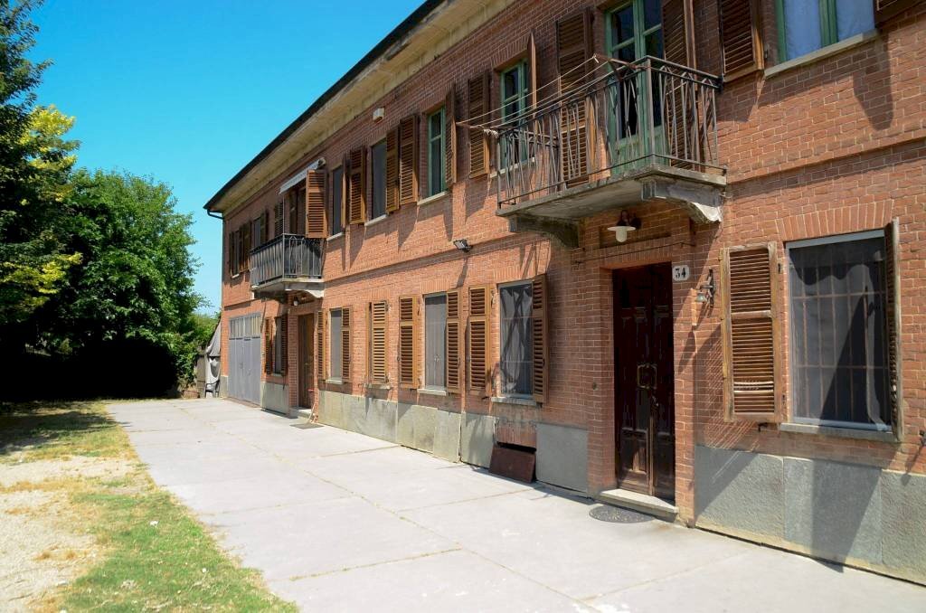 Facciata - Rustic via Adele Alfieri, Magliano Alfieri - photo 2