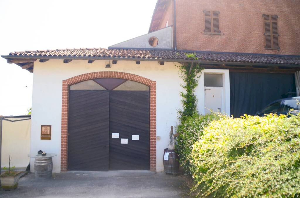 Facciata - Rustic via Adele Alfieri, Magliano Alfieri - photo 3