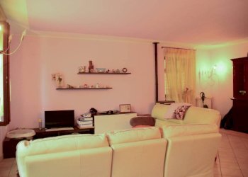 Salone - Rustico via Adele Alfieri, Magliano Alfieri - foto 11