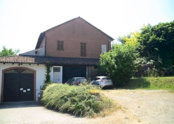 Posto macchina - Rustico via Adele Alfieri, Magliano Alfieri - foto 6