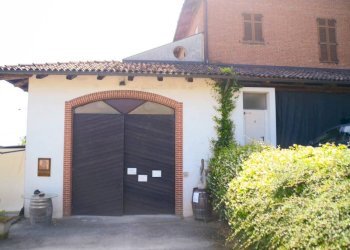 Facciata - Rustico via Adele Alfieri, Magliano Alfieri - foto 2
