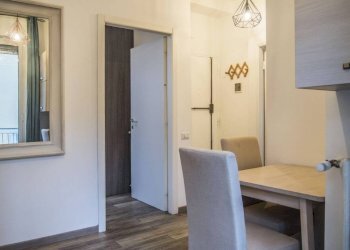 Disimpegno - Bilocale via Tobruk, 10, Milano (zona Lorenteggio) - foto 10