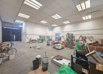 Interno non residenziale - Capannone via Giovanni Amendola, Signa - foto 6