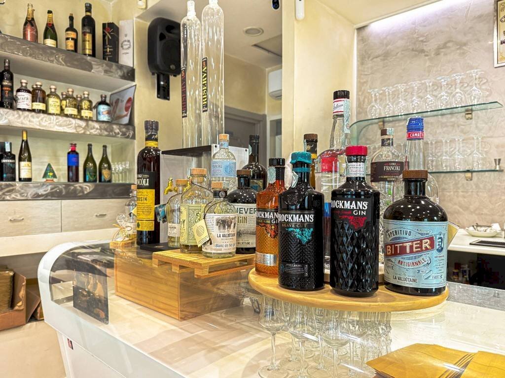 Interno non residenziale - Restaurant Borghetto Santo Spirito - photo 2