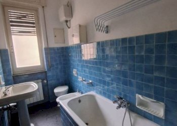 Bagno - Attico via Ludovico Ariosto, 12, Genova (zona Sampierdarena) - foto 8