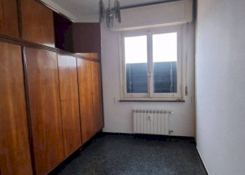 Camera da letto - Attico via Ludovico Ariosto, 12, Genova (zona Sampierdarena) - foto 30