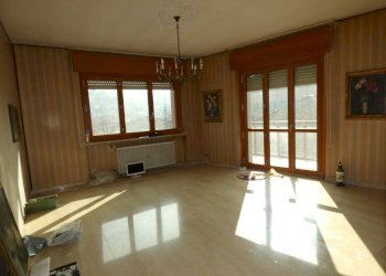 Salone - Four-room apartment piazza Monsignor Luigi Grassi, Alba - photo 6