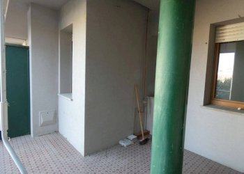 Balcone - Four-room apartment piazza Monsignor Luigi Grassi, Alba - photo 17