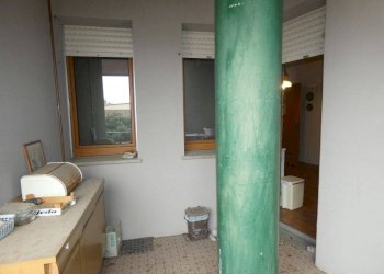 Balcone - Quadrilocale piazza Monsignor Luigi Grassi, Alba - foto 19