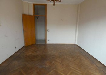 Camera da letto - Four-room apartment piazza Monsignor Luigi Grassi, Alba - photo 21