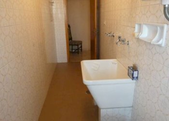 Bagno - Four-room apartment piazza Monsignor Luigi Grassi, Alba - photo 28