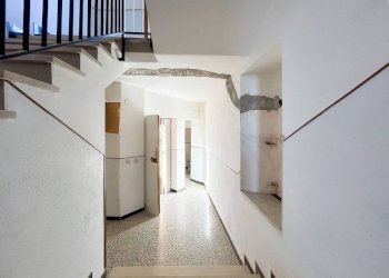 Interno palazzo - Casa indipendente via Giuseppe Mazzini, 16, Ameglia - foto 36