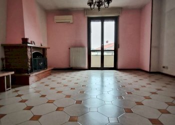 soggiorno - Quadrilocale via zucchi, Crema - foto 1