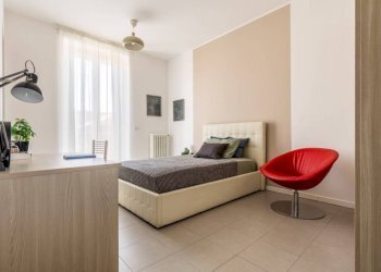 Camera da letto - Trilocale piazza Santa Maria del Suffragio, 3, Milano - foto 24