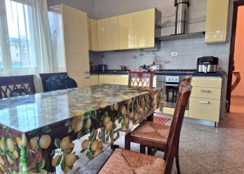 Cucina - Quadrilocale viale degli Angeli, Cuneo (zona Centro) - foto 2