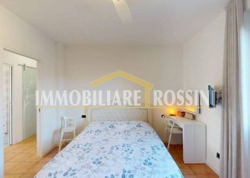 Camera da letto - Quadrilocale via del Gaggio, 8, Varese - foto 19