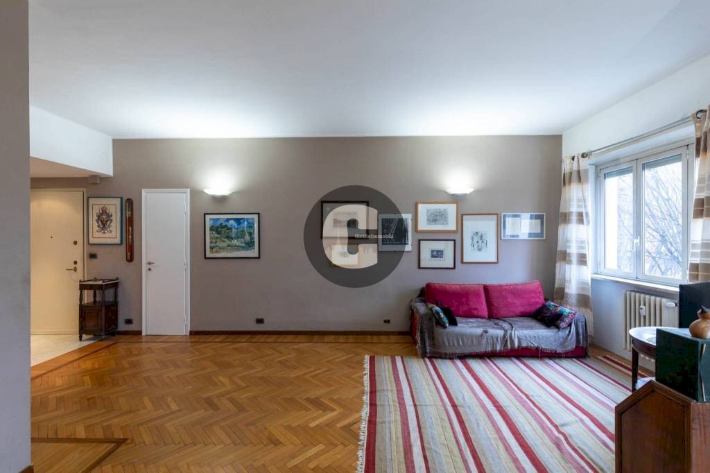 Salone - Appartamento piazza Enrico Toti, 15, Torino (zona Vanchiglietta) - foto 1