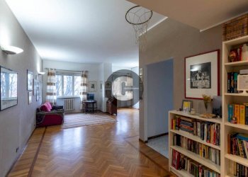 Ingresso - Appartamento piazza Enrico Toti, 15, Torino (zona Vanchiglietta) - foto 3