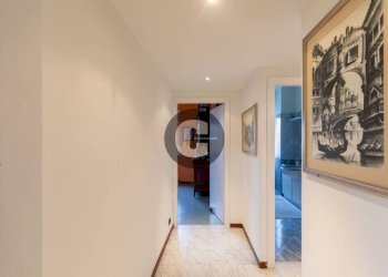 Corridoio - Appartamento piazza Enrico Toti, 15, Torino (zona Vanchiglietta) - foto 14