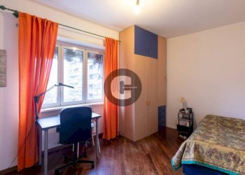 Camera da letto - Appartamento piazza Enrico Toti, 15, Torino (zona Vanchiglietta) - foto 20
