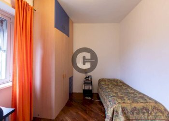 Camera da letto - Appartamento piazza Enrico Toti, 15, Torino (zona Vanchiglietta) - foto 22