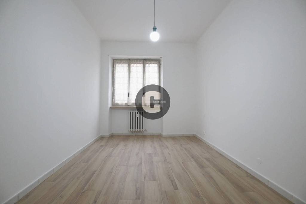 Camera da letto - Two-room apartment corso Belgio, 116, Torino (neighborhood Vanchiglietta) - photo 1