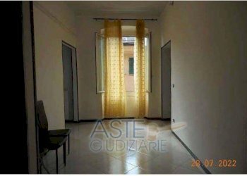 Interno appartamento - Apartment at auction via San Pier d'Arena, Genova (neighborhood Sampierdarena) - photo 5