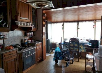 Cucina - Attico all'asta via Giovanni Amendola, 1A, Genova (zona Albaro) - foto 5