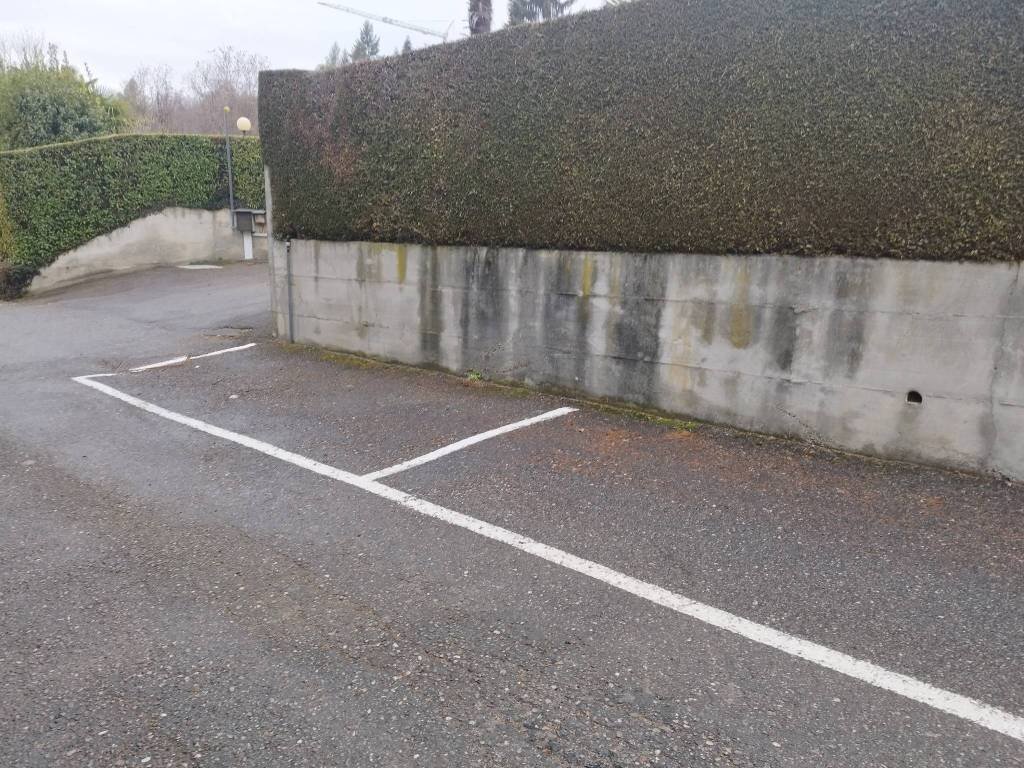 Posto macchina - Box viale Europa, Agra - foto 2