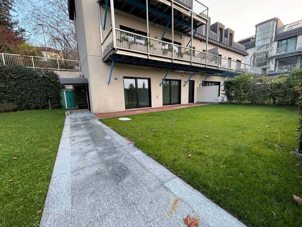 Facciata - Trilocale largo Odoardo Tabacchi, Torino (zona Madonna del Pilone) - foto 2