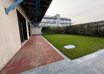 Patio esterno - Trilocale largo Odoardo Tabacchi, Torino (zona Madonna del Pilone) - foto 4