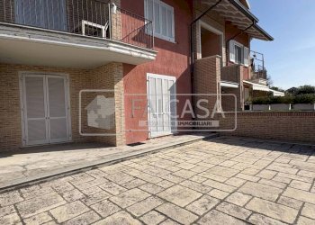 Giardino - Appartamento via Commenda, 34, Volpiano - foto 9