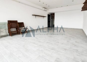 Stanza non arredata - Negozio viale Porto Palos, Rimini - foto 1