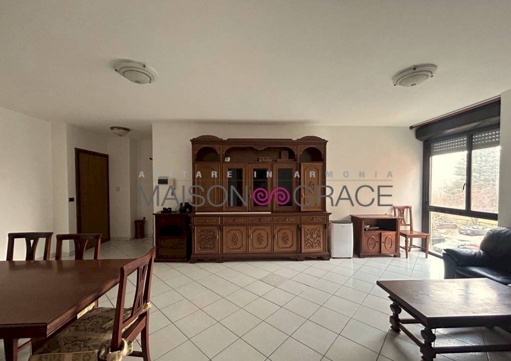 Salone - Four-room apartment via Margherita di Savoia, 17, Alba - photo 3