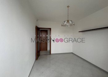 Camera da letto - Quadrilocale via Margherita di Savoia, 17, Alba - foto 13