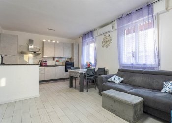 Trilocale Via Giacomo Leopardi 14, Modena - foto 4