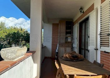 b7d0c548-5b48-4ffa-973b-56ee3be2bad8.jpg - Villa Via Vittorio Bachelet, Catanzaro - foto 13