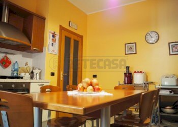 cb7ce22b-49c3-41a1-9c15-444b82a61b41.jpg - Appartamento Viale dei Normanni 105, Catanzaro - foto 1