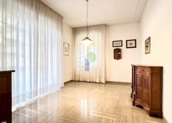 Soggiorno - Appartamento Via Calzabigi 110, Livorno - foto 2