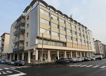 IMG_5228.jpg - Negozio Via Montello 15, Brescia - foto 2