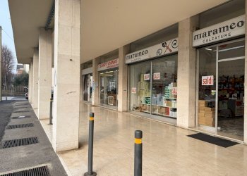 IMG_5224.jpg - Negozio Via Montello 15, Brescia - foto 4